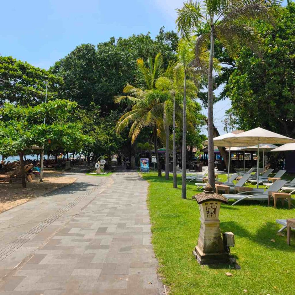 Sunlounges up near the Prama Hotel in Sanur Bali